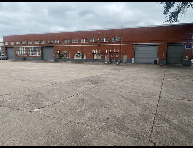 2,107M² WAREHOUSE TO LET IN WESTMEAD